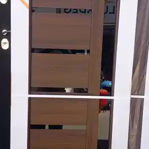 Дверь, Душанбе