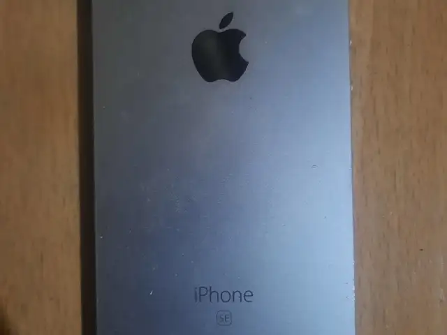 Apple iPhone SE, 32 gb, Душанбе