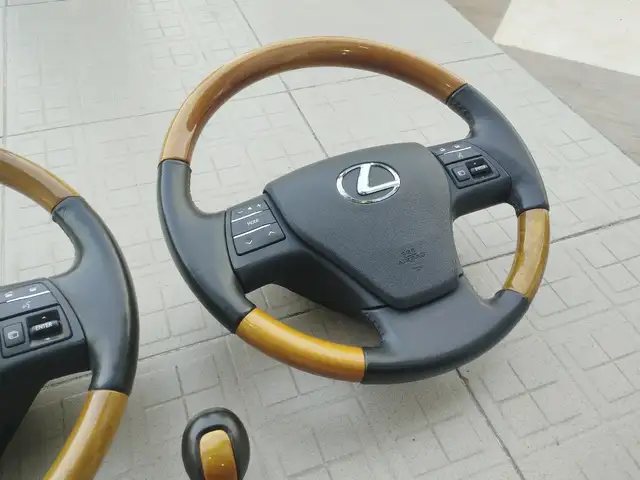 Штатная руль на Lexus, Душанбе