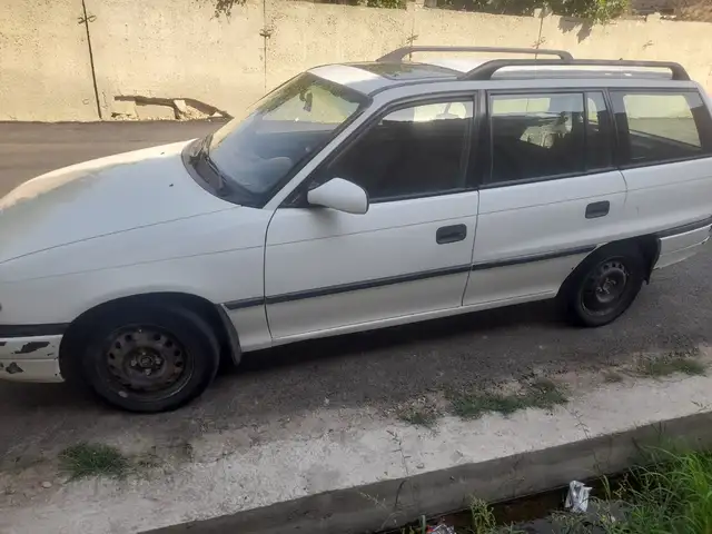 Opel Astra F