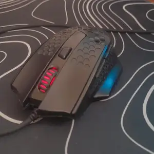 Мышка redragon, Душанбе