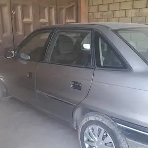 Opel Astra F