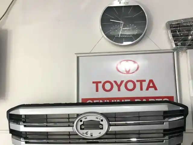 Решётка радиатора на Toyota T300, Хуҷанд