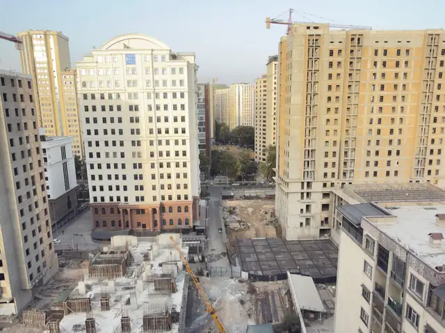 2-комн. квартира, 15 этаж, 61 м², Исмоили Сомони, Душанбе