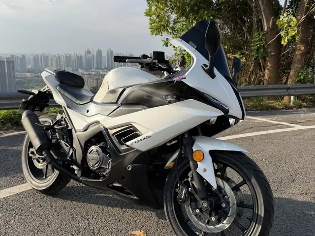 Мотоцикл Yamaha r250, Душанбе