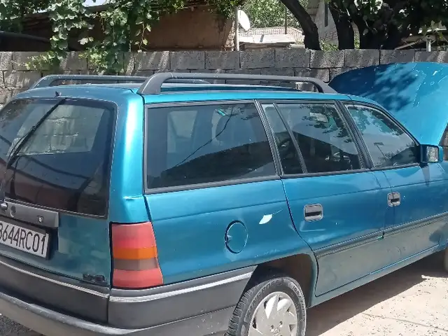 Opel Astra F