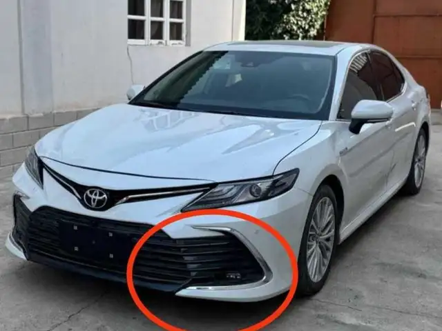 Хром облицовка от Toyota Camry 6 2021, Душанбе