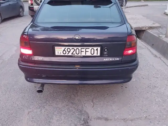 Opel Astra F