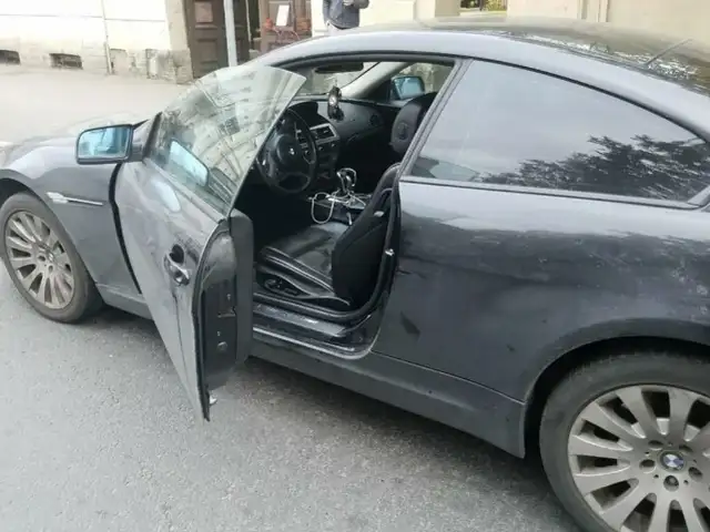 Вскрытие автомобильных дверей/Кушодани Дари мошин Калит Дар Ҳуй кардани Дар, Душанбе - 4