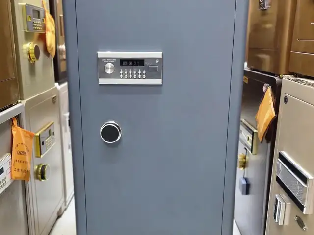 Сейф 120 smk, Душанбе