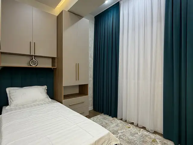 4-комн. квартира, 4 этаж, 76 м², 8мкр, Худжанд - 10