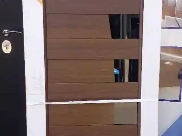 Дверь хайтек, Душанбе