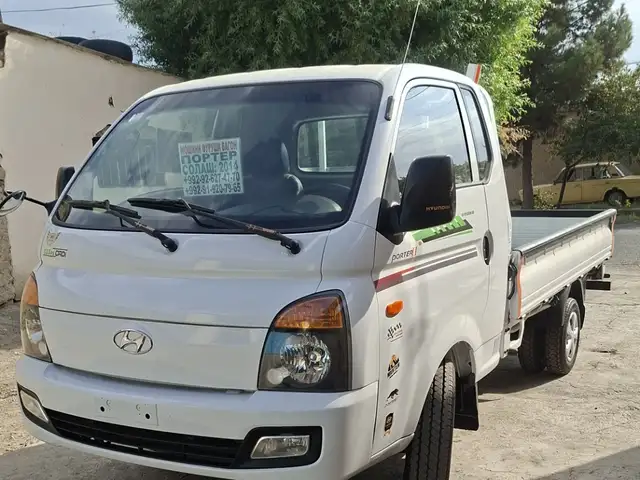 Бортовой автомобиль Hyundai Porter 2, 2014, Бобоҷон Ғафуров