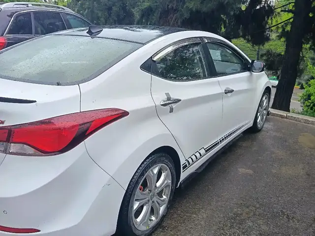 Hyundai Avante