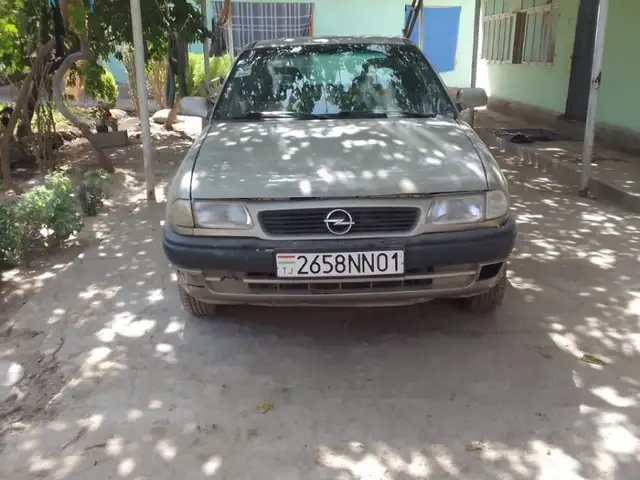 Opel Astra F