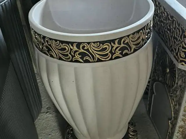 Уличная Ракавина, Худжанд