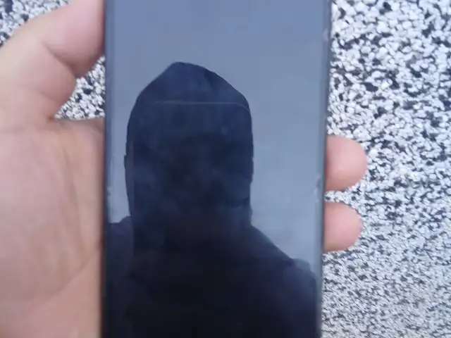 Samsung Galaxy A12, Бободжон Гафуров