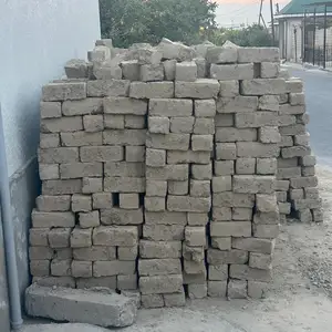 Хишти хом, Бободжон Гафуров