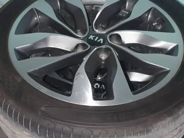 Диски с покрышками R18 от KIA K5, Худжанд