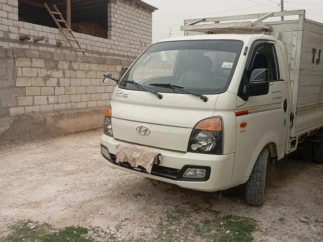 Бортовой автомобиль Hyundai Porter, 2015, Бохтар (Курғон-Теппа)