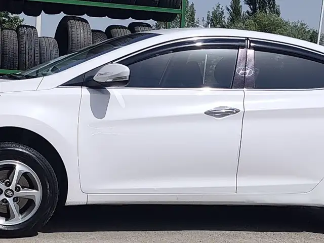 Hyundai Avante