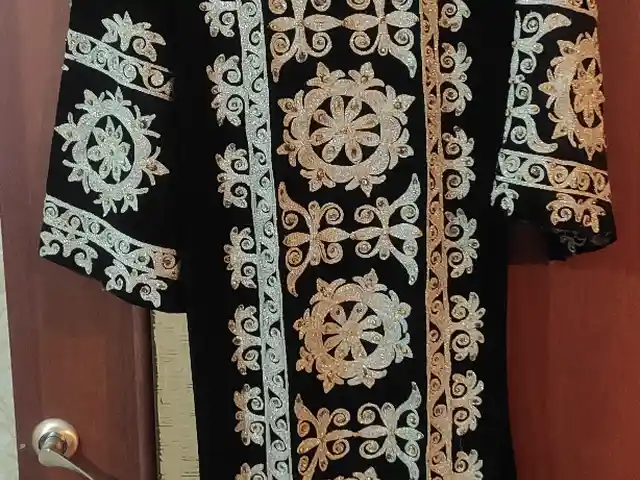 Национальное платье Чакан-попури, Душанбе
