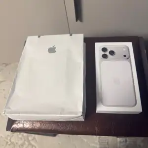 Apple iPhone 17 Pro Max, 256 gb, Silver, Душанбе