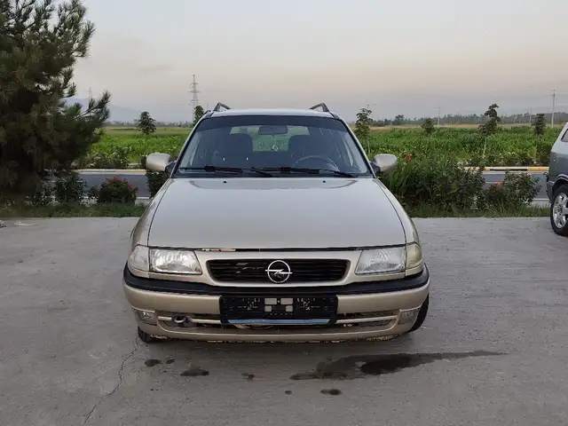 Opel Astra F