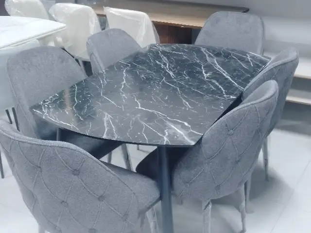 Стол и стулья, Душанбе