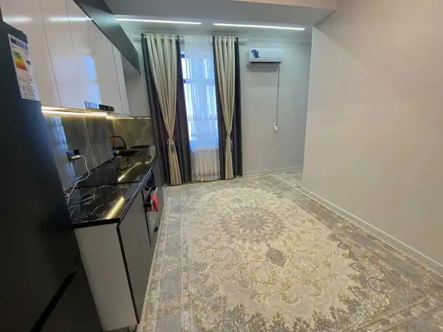 2-комн. квартира, 13 этаж, 75м², Шохмансур, 4 дома, Душанбе