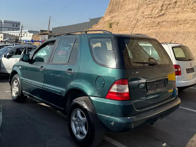 Mercedes-Benz ML class