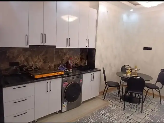 2-комн. квартира, 10 этаж, 83м², голубой экран, Душанбе