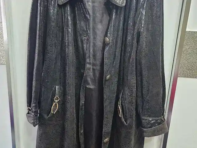 Кожаный плащ, Душанбе