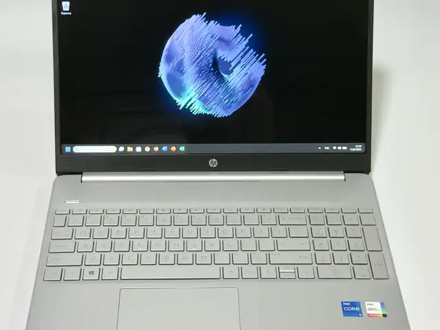 Ноутбук HP Laptop 15 i5-11gen, Хуҷанд