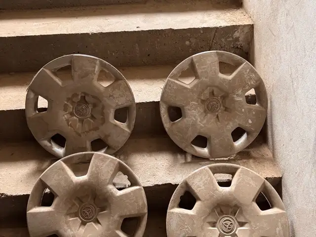 Колпаки R15 от Toyota Corolla, Хуҷанд