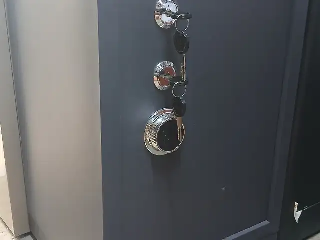 Сейф, Душанбе
