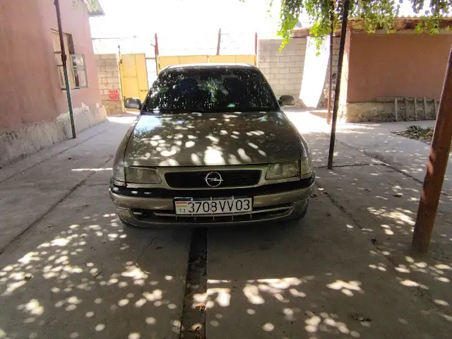 Opel Astra F