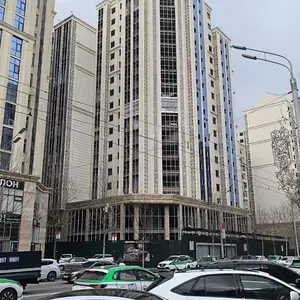 3-комн. квартира, 16 этаж, 107 м², Шохмансур, Голубой экран, Душанбе