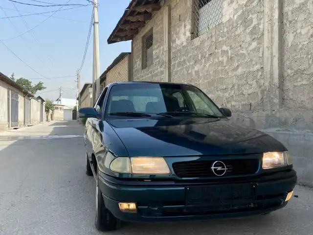 Opel Astra F