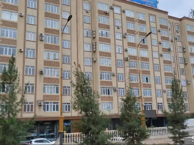 Помещение под свободное назначение, 58м², 18 мкр, Хуҷанд