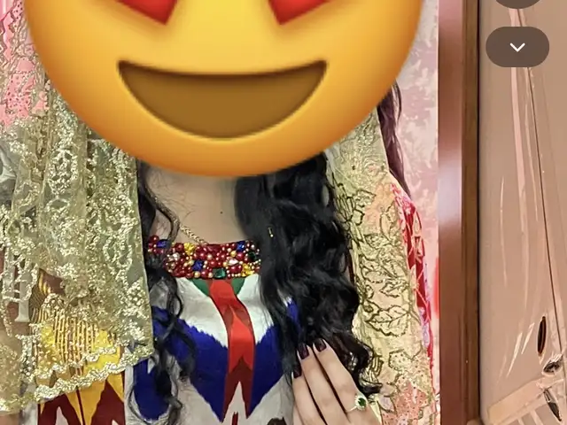 Национальное платье атлас, Душанбе