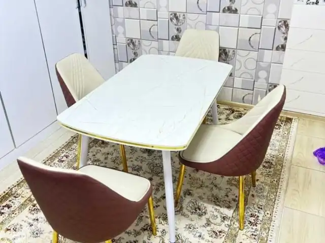 Стол и стулья, Душанбе