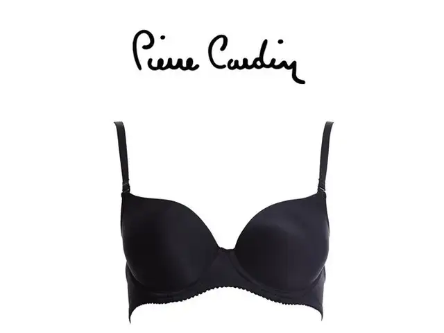 Бюстгальтер Pierre Cardin, Душанбе