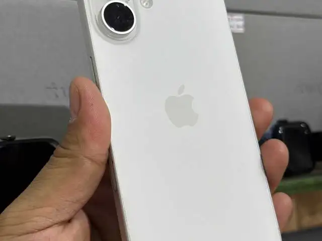 Apple iPhone 16, 128 gb, White, Худжанд