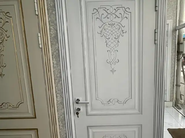 Дверь, Душанбе