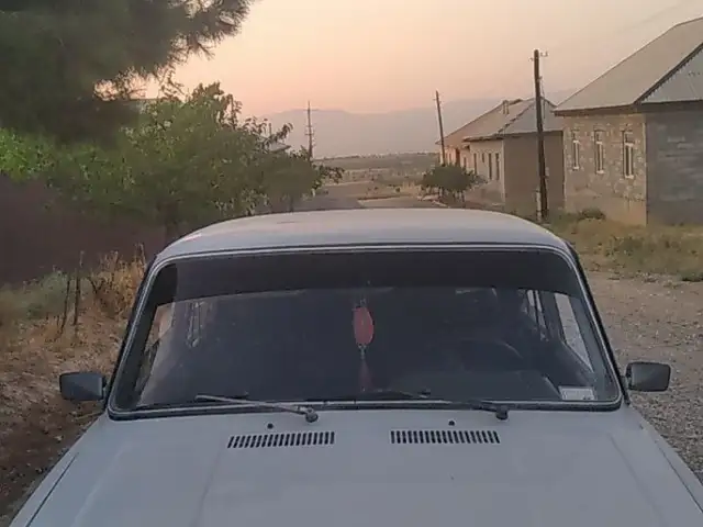 Lada (ВАЗ) 2105