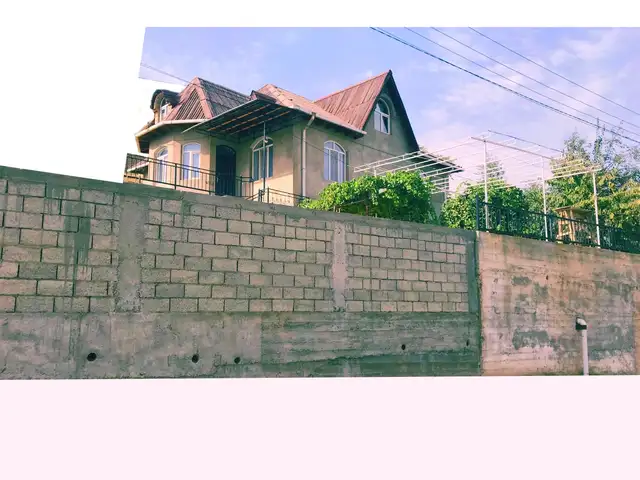 1 этажн. 5-комн. дом, 8 соток, н.Шохмансур, павароти Аэропорт, Камола, Душанбе