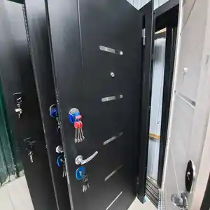 Железная дверь, Душанбе