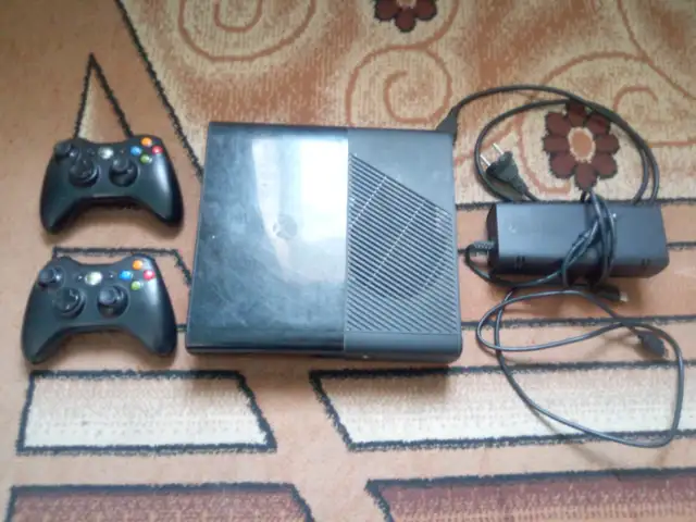 Игровая приставка XBOX 360, Бохтар (Курган-Тюбе)