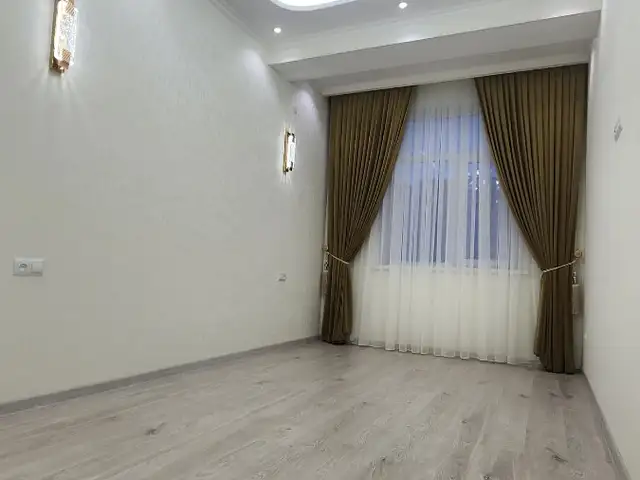 2-комн. квартира, 5 этаж, 55 м², Бозорчаи Гулистон, Ваҳдат